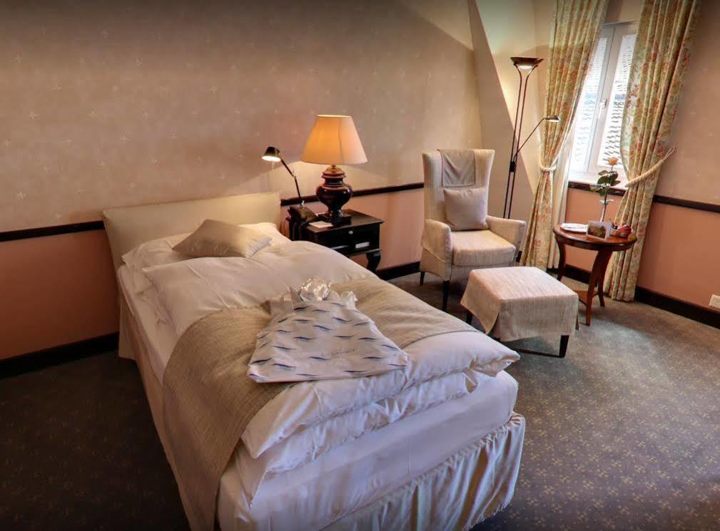 Kurhotel Im Park Schinznach Bad Екстер'єр фото
